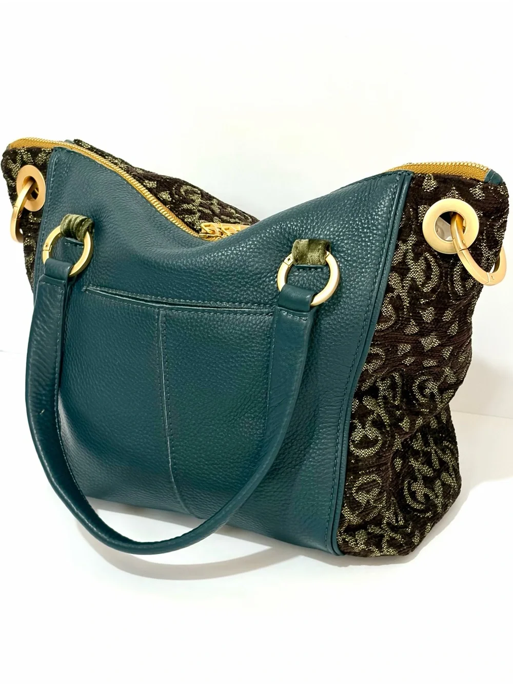 Hammitt stylish zippers